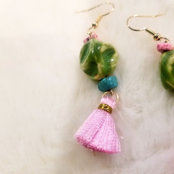 TEESAN MAKE A STATEMENT Japanese Style Dangling Earrings - Picture 4 of 4